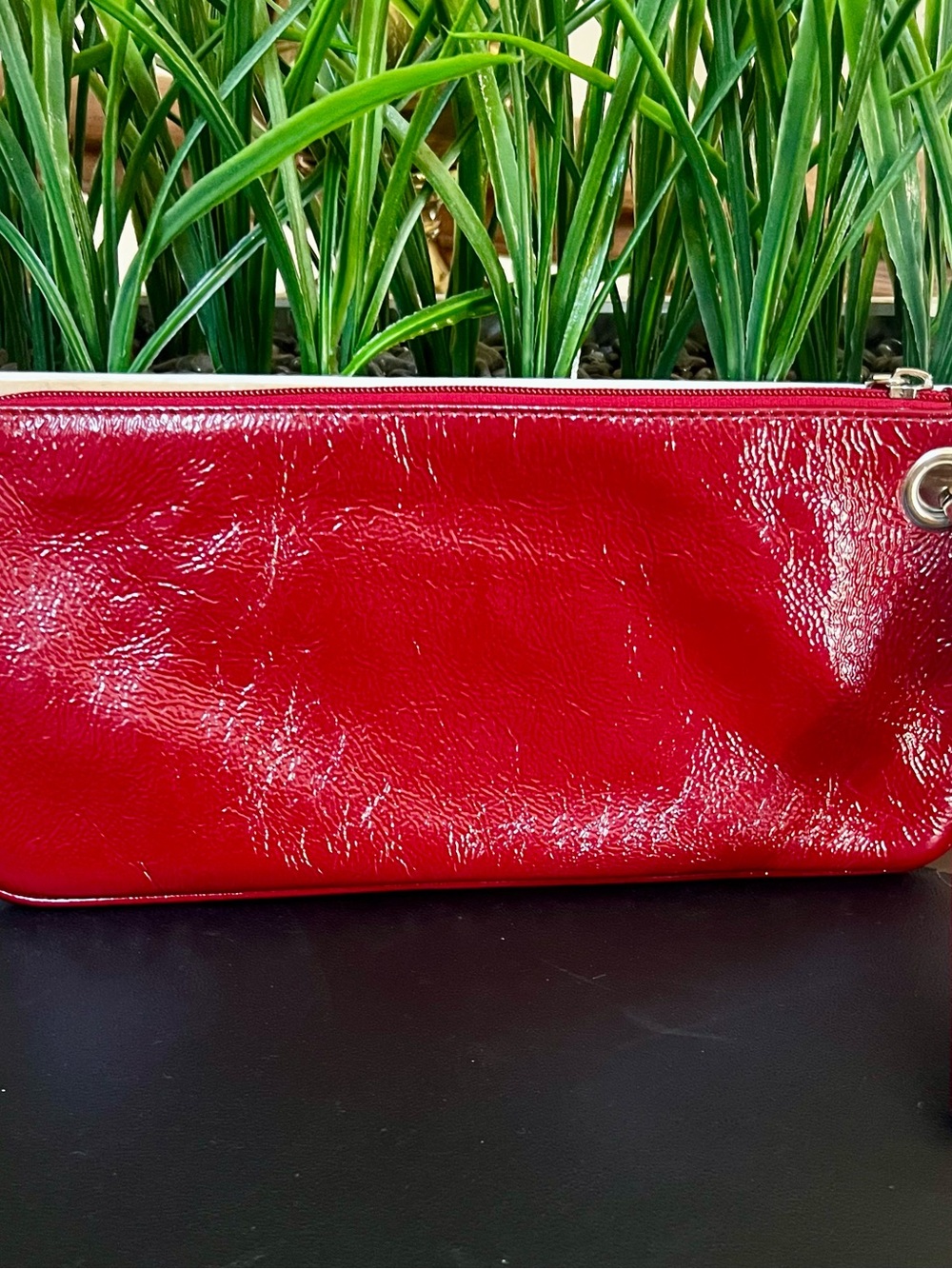 HOBO (HOBO International) Vida Cherry Red Patent Leather Wristlet/Clutch - Picture 2 of 8